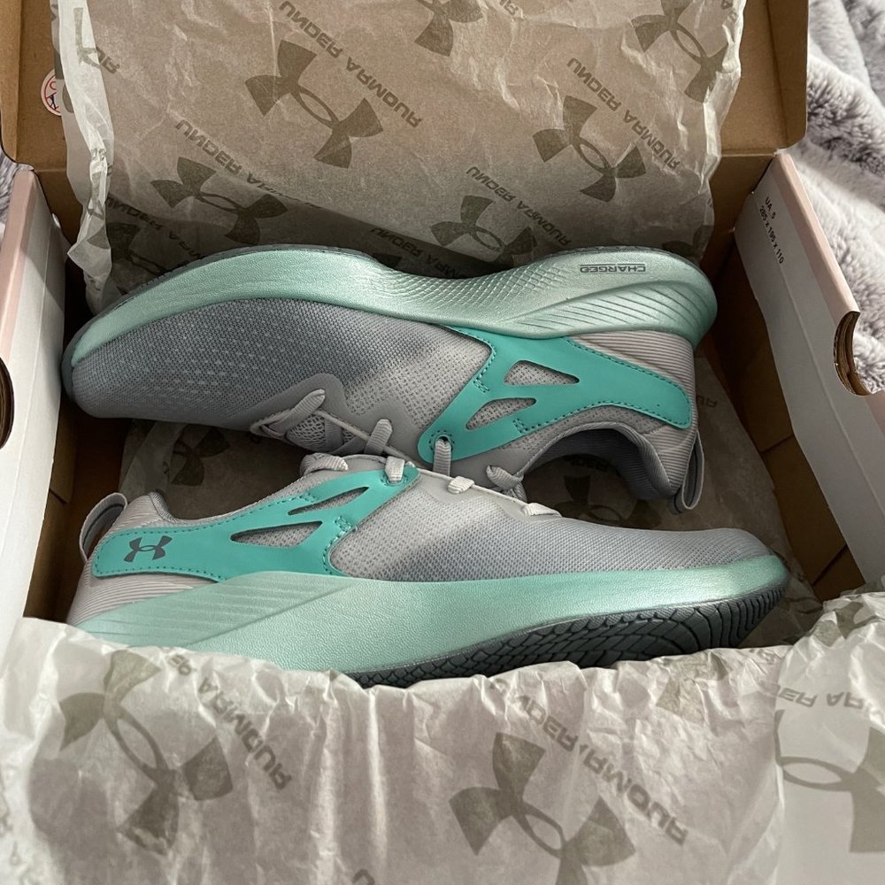 Size 6 - Under Armour Wmn's Charged Breathe TR 2 Halo Gray Radial Turquoise NEW